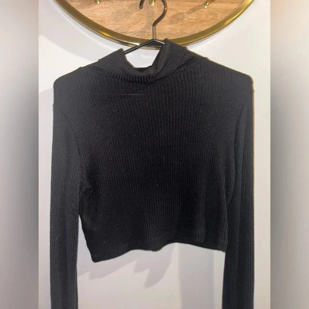 Garage  Long Sleeve Size XS​